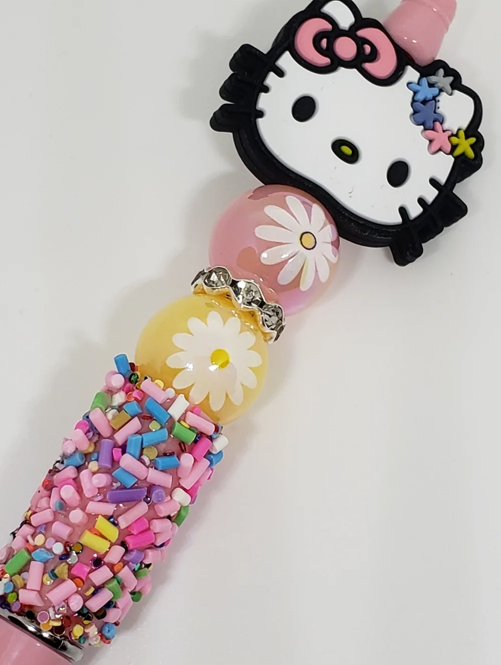 Handmade Pink Yellow Flower Hello Kitty Confetti Beaded Silicone Focal Bead Pen